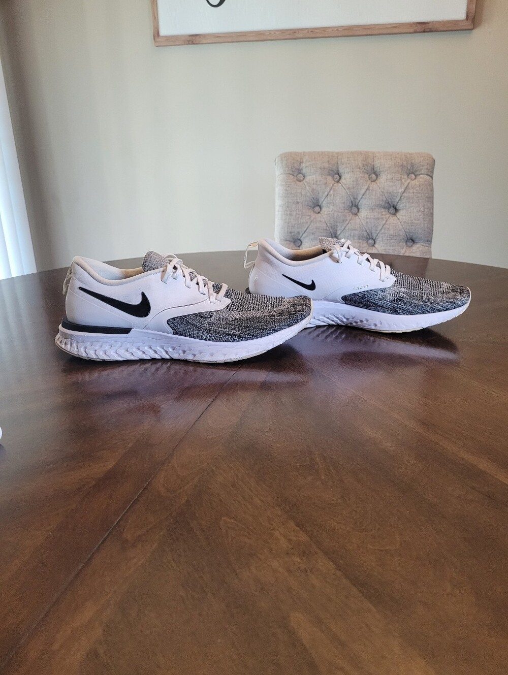 Nike  Odyssey React flyknit 2 Women's Running Sneakers - White, Black, Gray